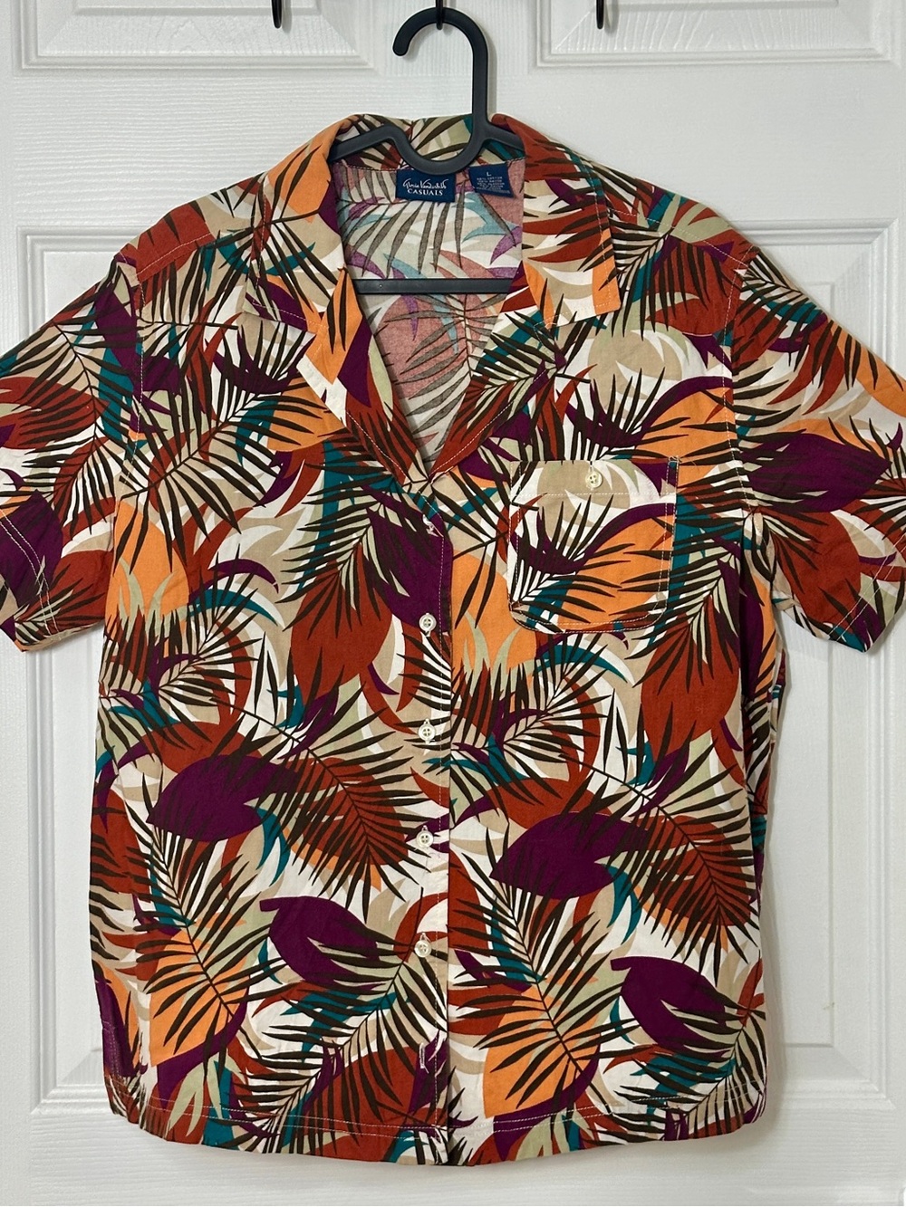 Gloria Valderbilt Tropical Leaf Short-Sleeve Shirt in Multi-Color